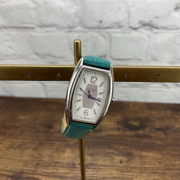 Coach Accessories - Coach Ladies Green Wrist Watch Swiss Quartz Stainless Steel New Battery 0893